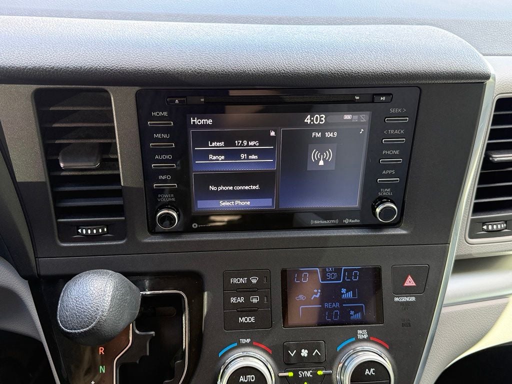 2018 Toyota Sienna LE 8 Passenger