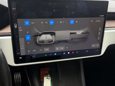 2022 Tesla Model X Base