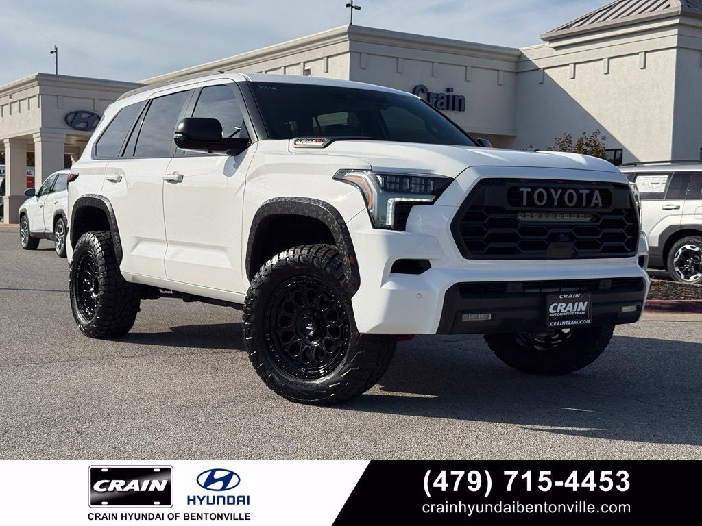 2024 Toyota Sequoia TRD Pro - 4WD / PANORAMIC SUNROOF / CLEAN CARFAX
