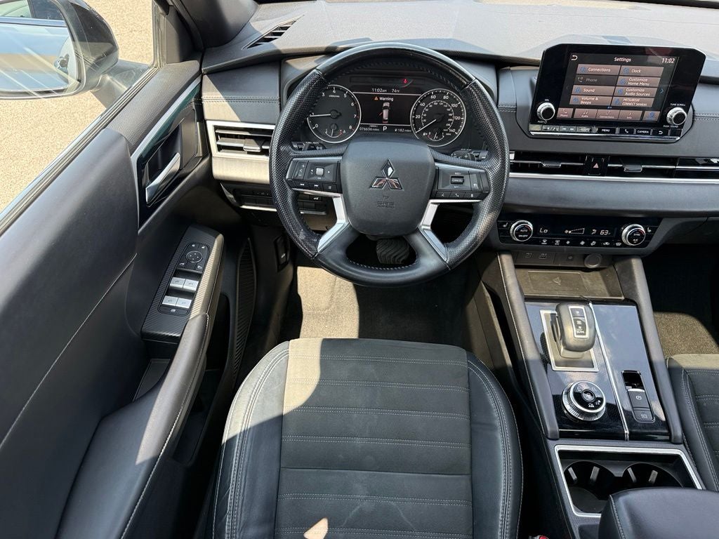 2022 Mitsubishi Outlander Black Edition - 4WD / SUNROOF / CLEAN CARFAX
