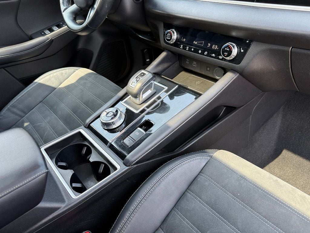 2022 Mitsubishi Outlander Black Edition - 4WD / SUNROOF / CLEAN CARFAX
