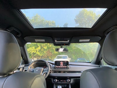2022 Mitsubishi Outlander SE LOW MILES