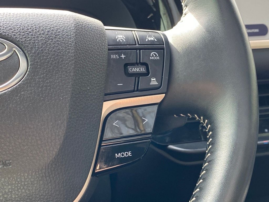 2025 Toyota Crown Platinum