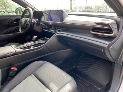 2025 Toyota Crown Platinum