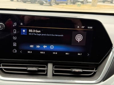 2025 Chevrolet Trax LT ONE OWNER CARFAX