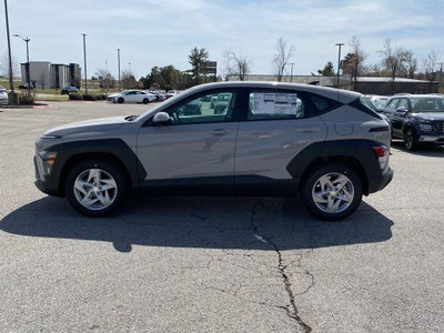 2026 Hyundai KONA SE FWD