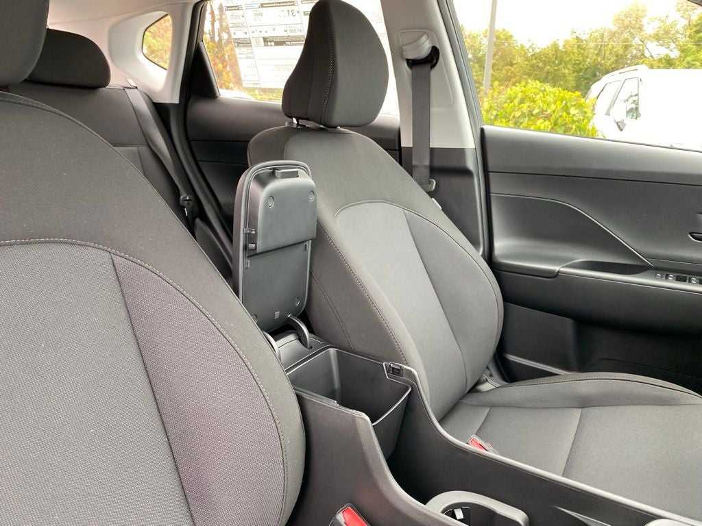2027 Hyundai KONA SE