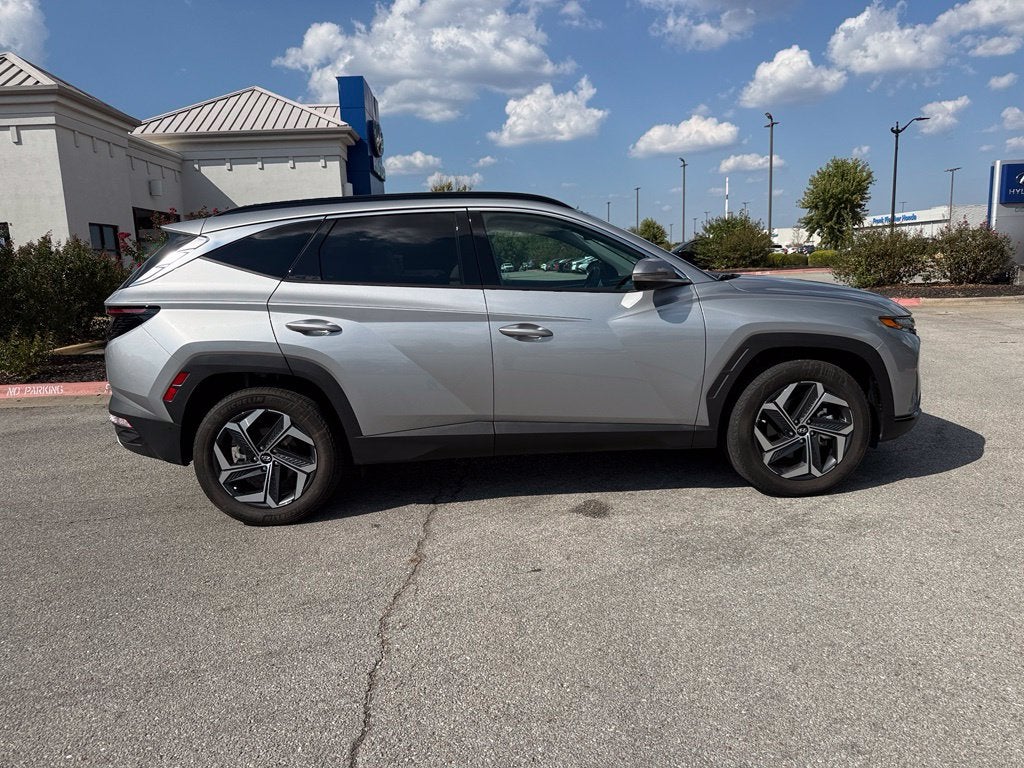 2024 Hyundai TUCSON HYBRID Limited - AWD / CLEAN CARFAX / PANORAMIC SUNROOF