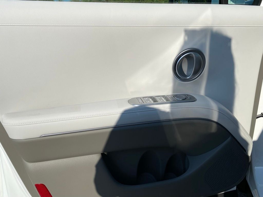 2027 Hyundai PALISADE HYBRID SEL BLUE 8 Passenger