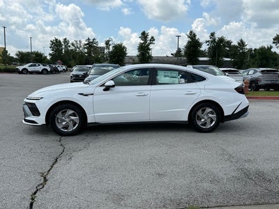 2025 Hyundai SONATA SE