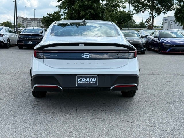 2025 Hyundai SONATA SE