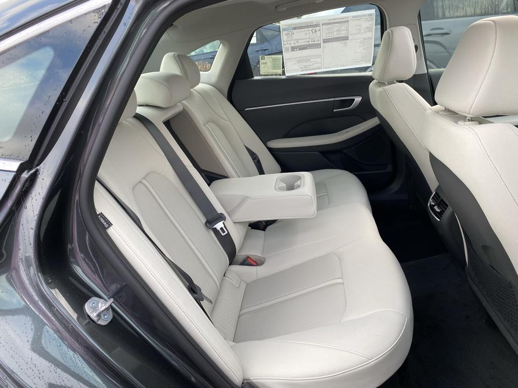 2026 Hyundai SONATA HYBRID SEL