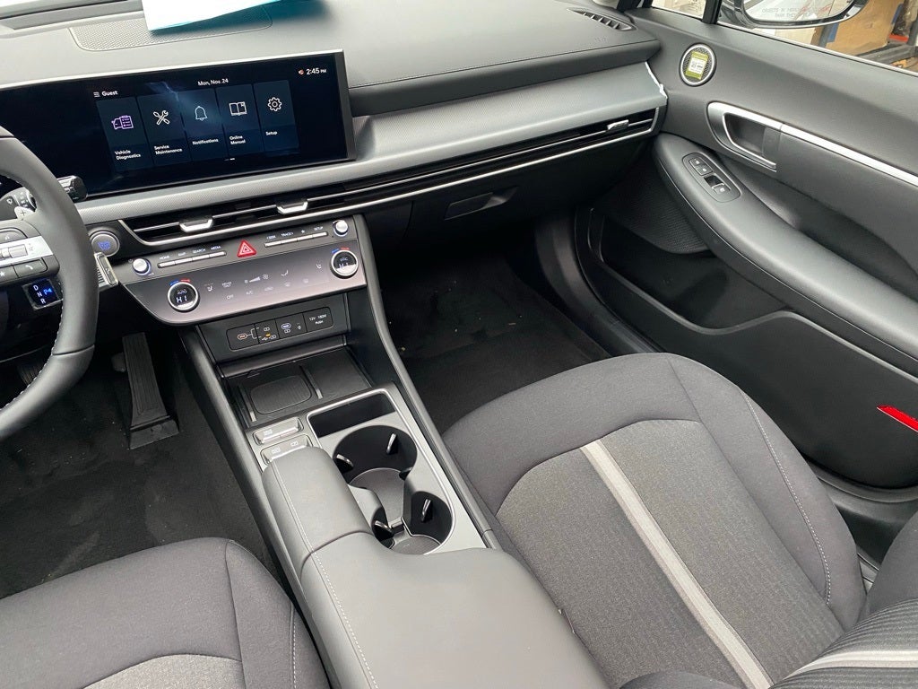 2026 Hyundai SONATA HYBRID SEL