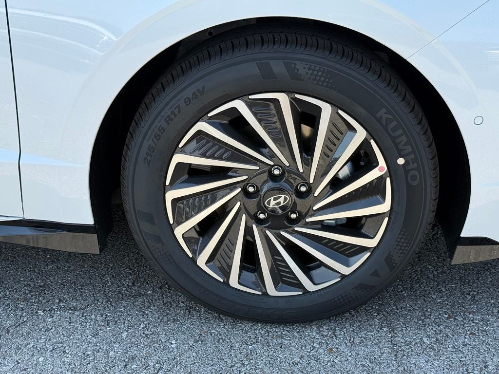 2026 Hyundai SONATA HYBRID Limited