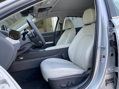 2025 Hyundai SONATA HYBRID Limited