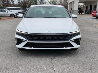 2026 Hyundai ELANTRA SE