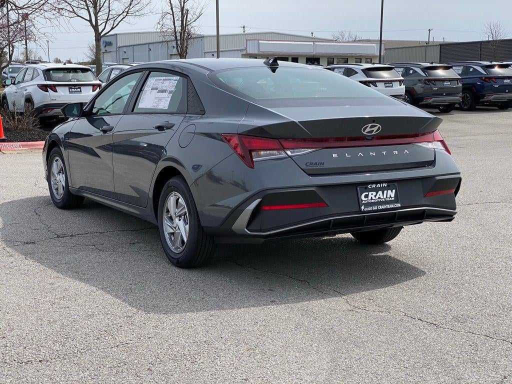 2026 Hyundai ELANTRA SE
