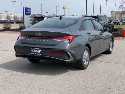 2026 Hyundai ELANTRA SE