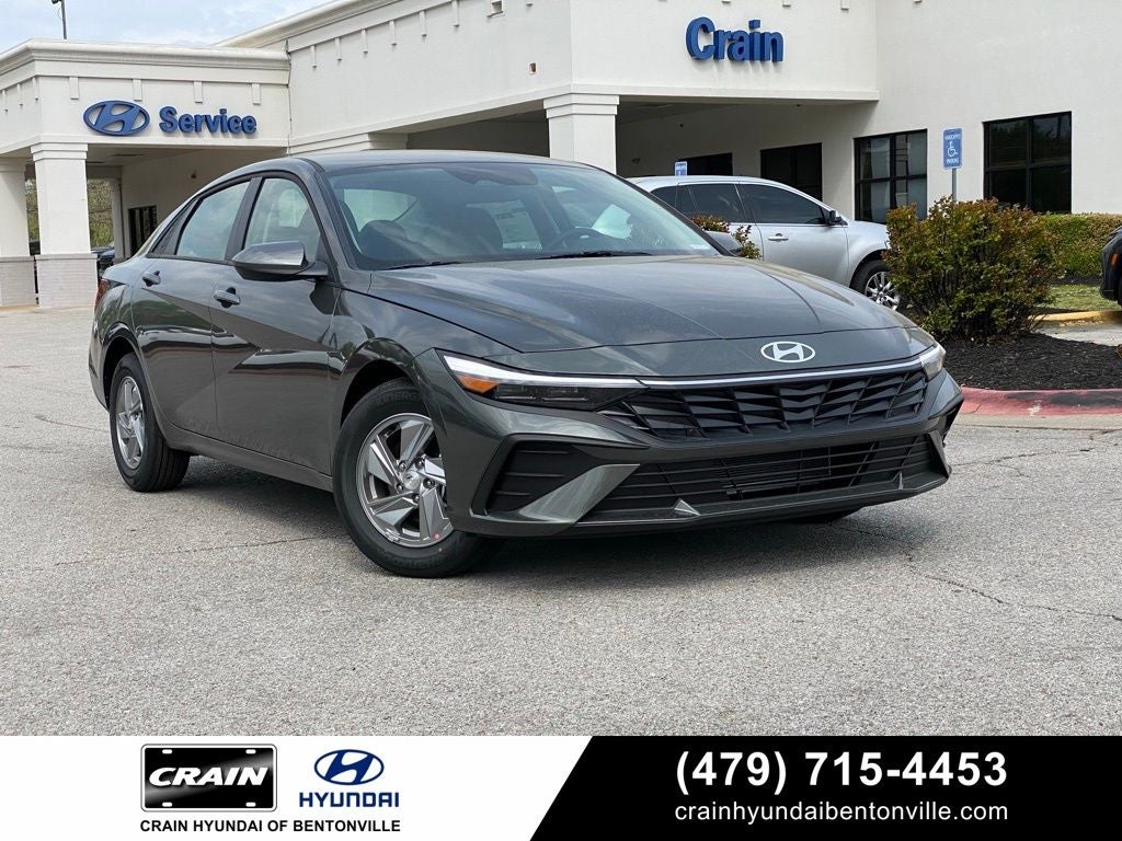 2026 Hyundai ELANTRA SE