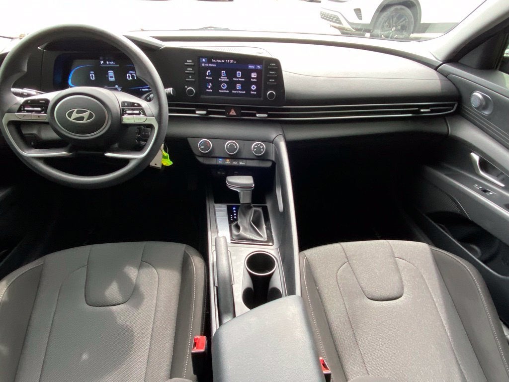 2025 Hyundai ELANTRA SE - CLEAN CARFAX / ONE OWNER