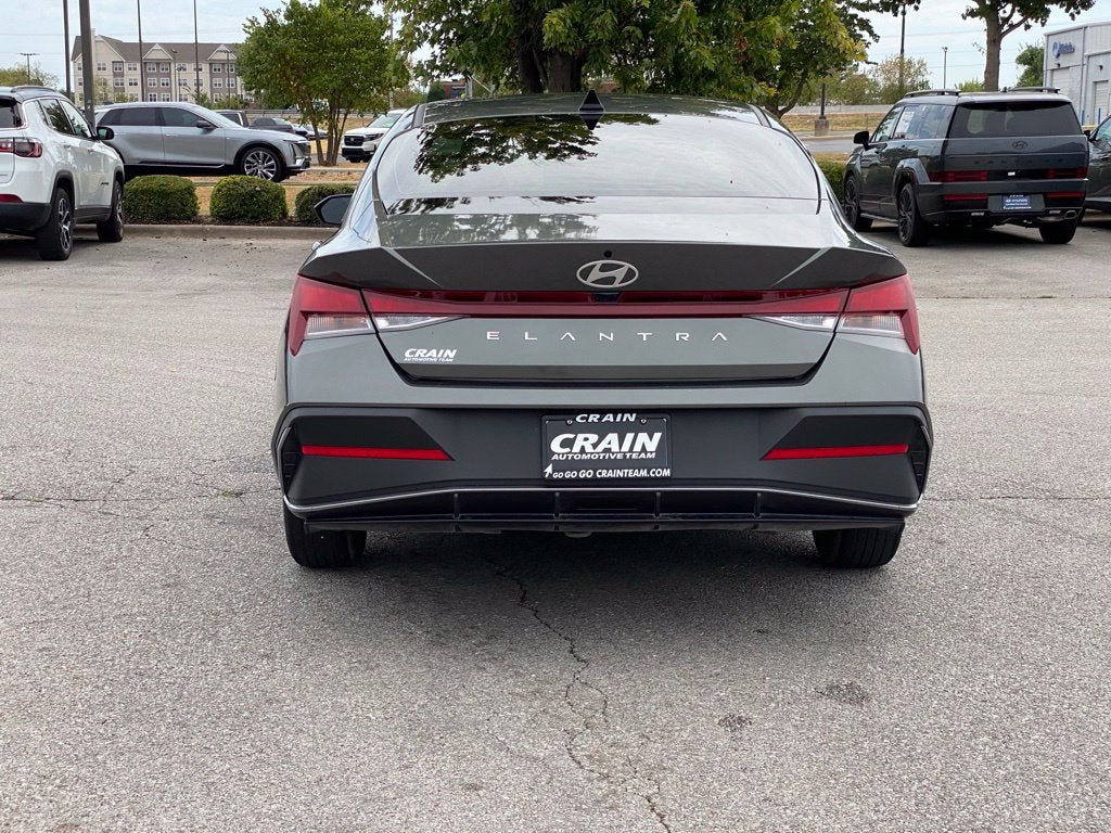 2025 Hyundai ELANTRA SE - CLEAN CARFAX / ONE OWNER