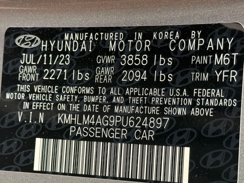 2023 Hyundai ELANTRA SEL Fluid Metal