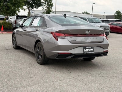 2023 Hyundai ELANTRA SEL Fluid Metal