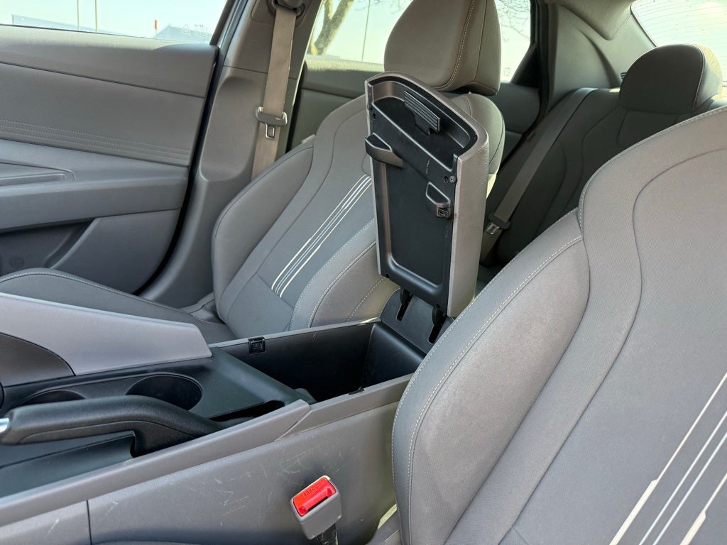 2024 Hyundai ELANTRA SEL ONE OWNER CAR FAX