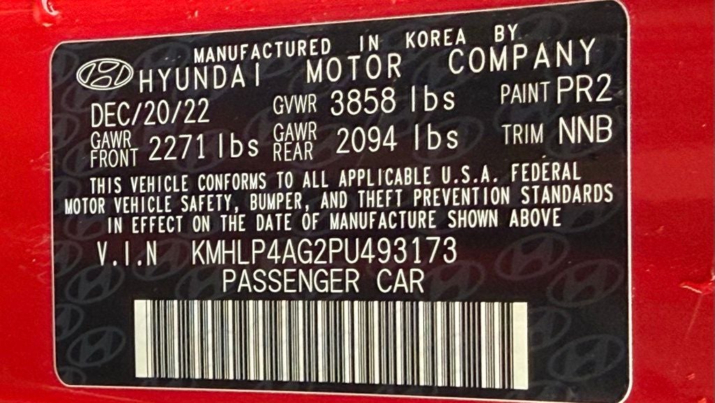 2023 Hyundai ELANTRA Limited