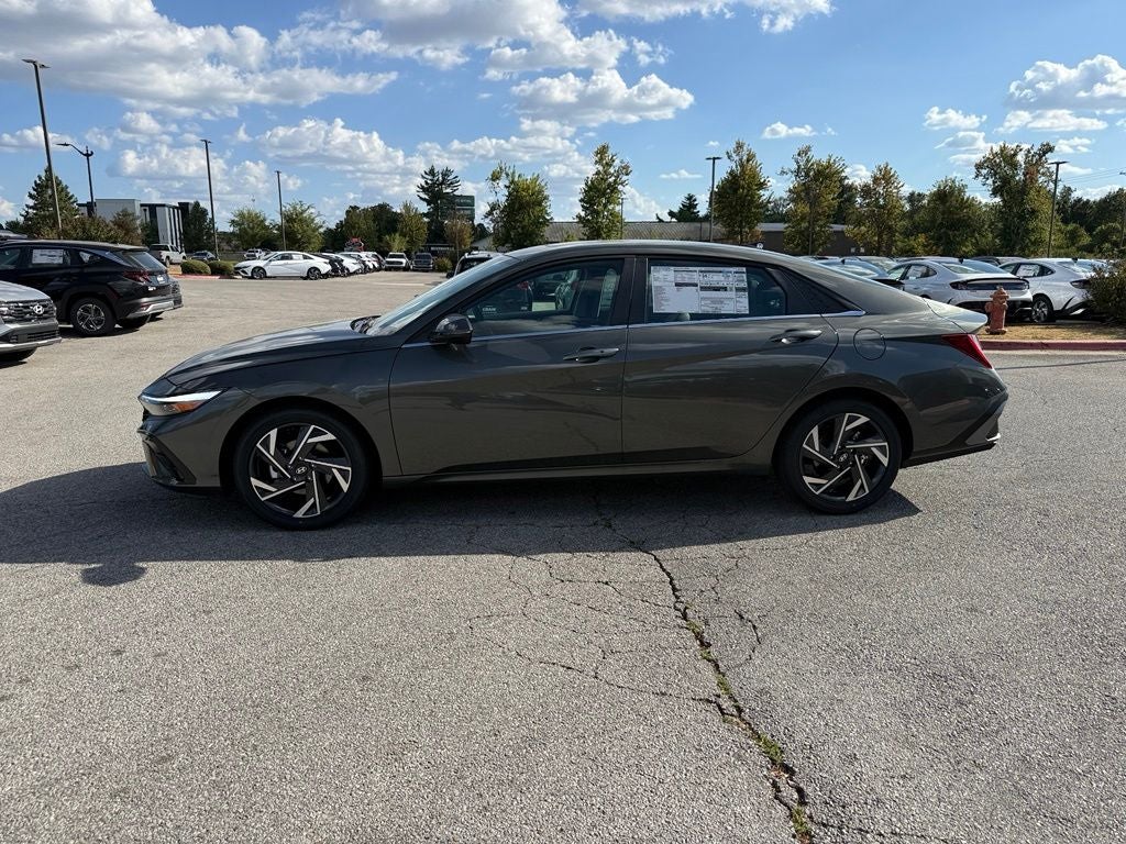 2026 Hyundai ELANTRA Limited