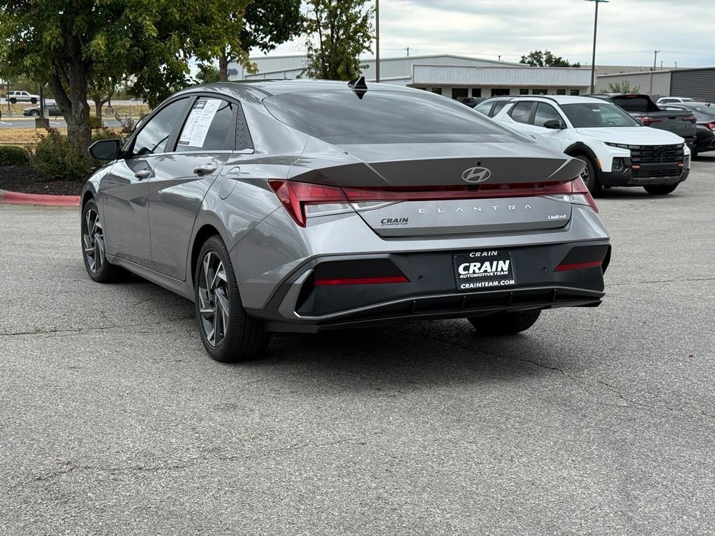2024 Hyundai ELANTRA Limited