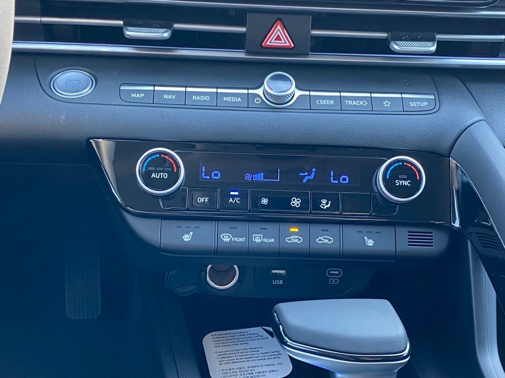 2026 Hyundai ELANTRA Limited