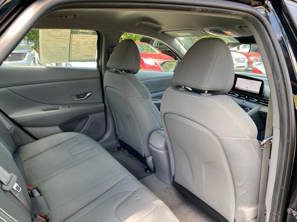 2023 Hyundai ELANTRA SEL
