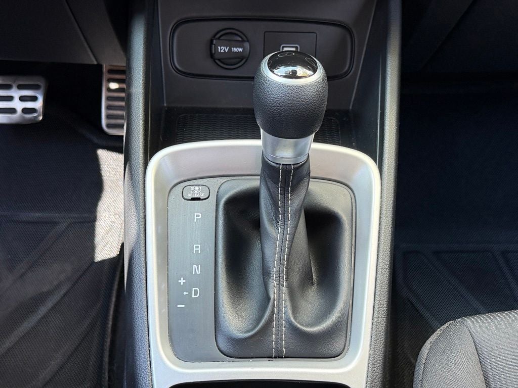 2020 Hyundai VENUE SE