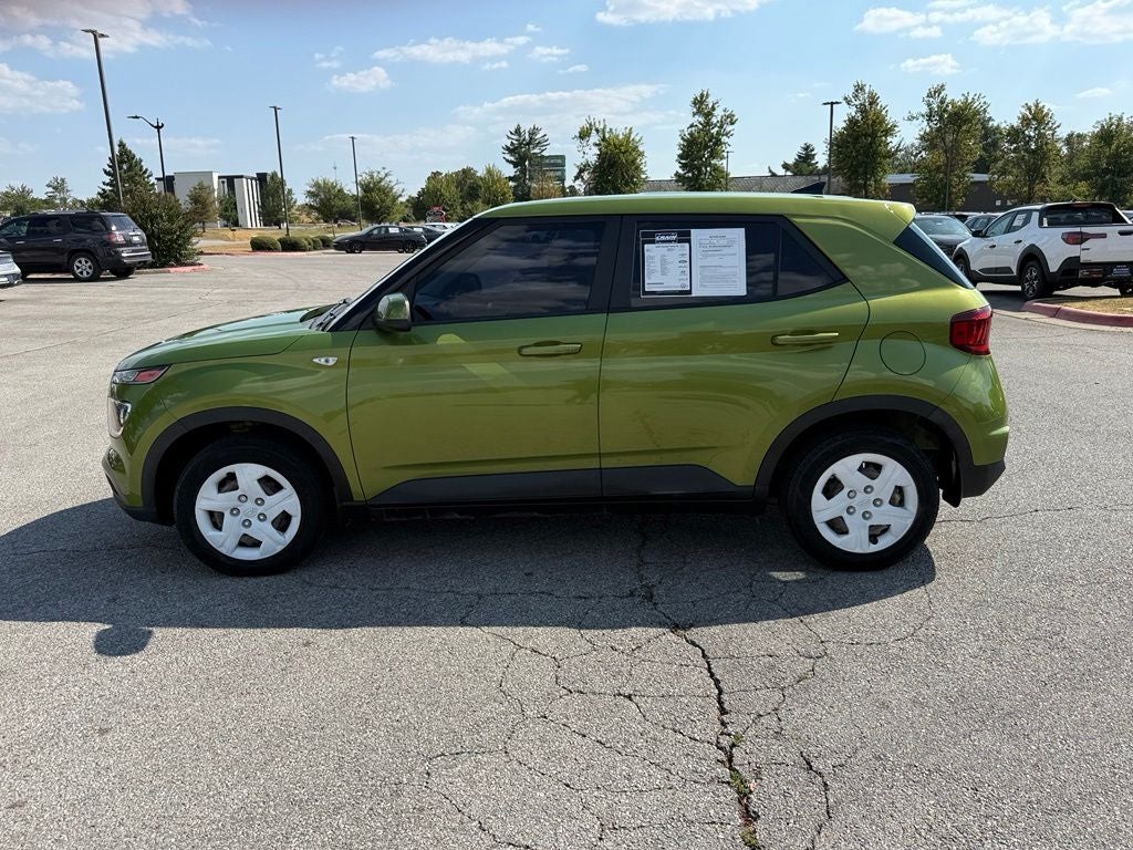 2020 Hyundai VENUE SE