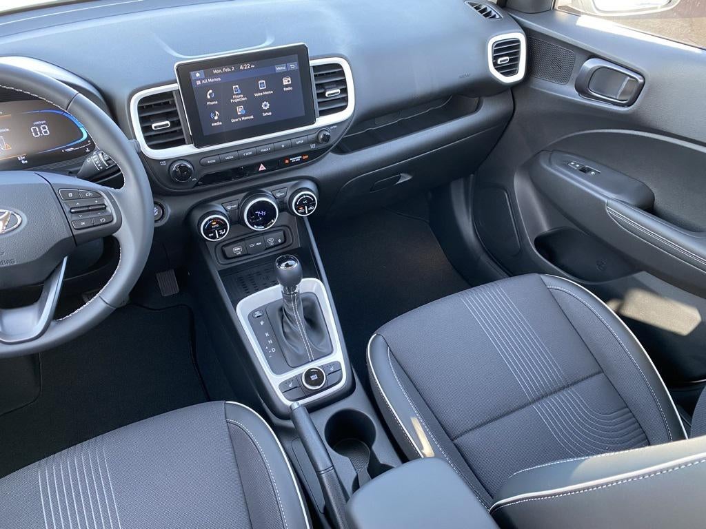 2026 Hyundai VENUE SEL W/Two-Tone Roof