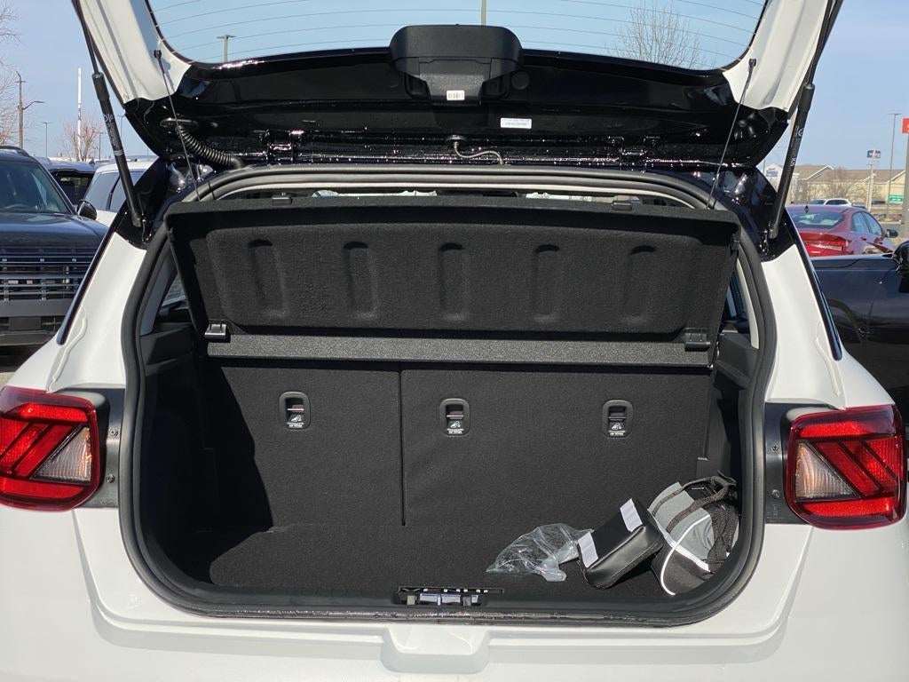 2026 Hyundai VENUE SEL W/Two-Tone Roof