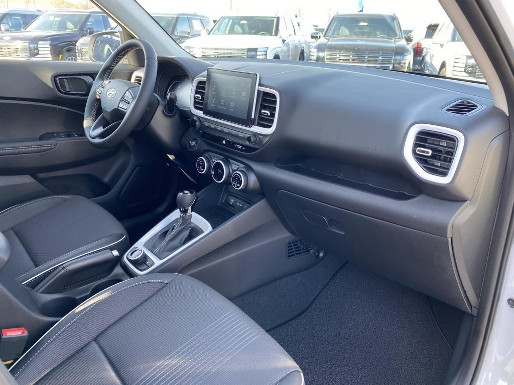 2026 Hyundai VENUE SEL W/Two-Tone Roof