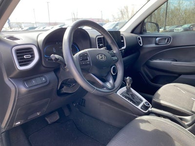 2025 Hyundai VENUE Limited
