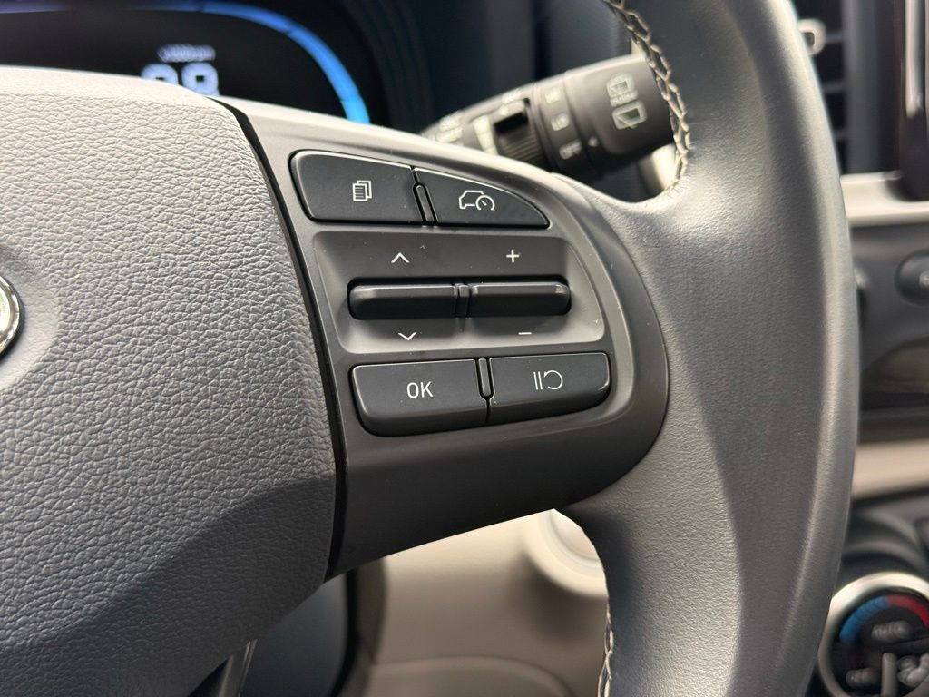 2023 Hyundai VENUE Limited ONE OWNER CLEAN CARFAX