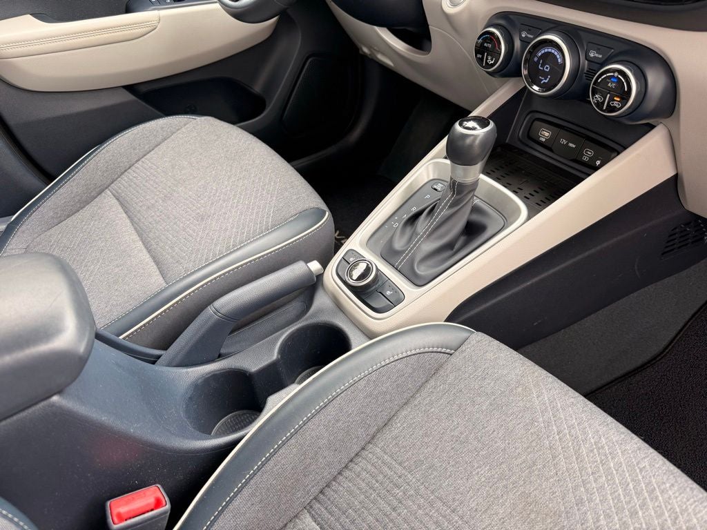 2023 Hyundai VENUE Limited ONE OWNER CLEAN CARFAX