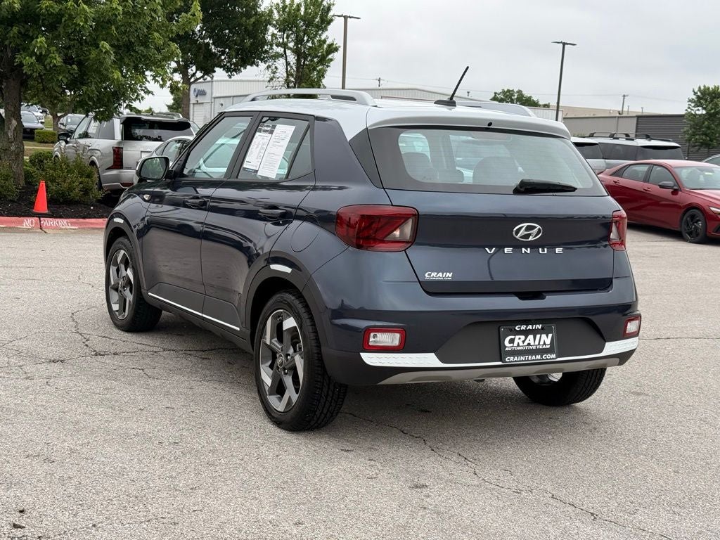 2023 Hyundai VENUE Limited ONE OWNER CLEAN CARFAX