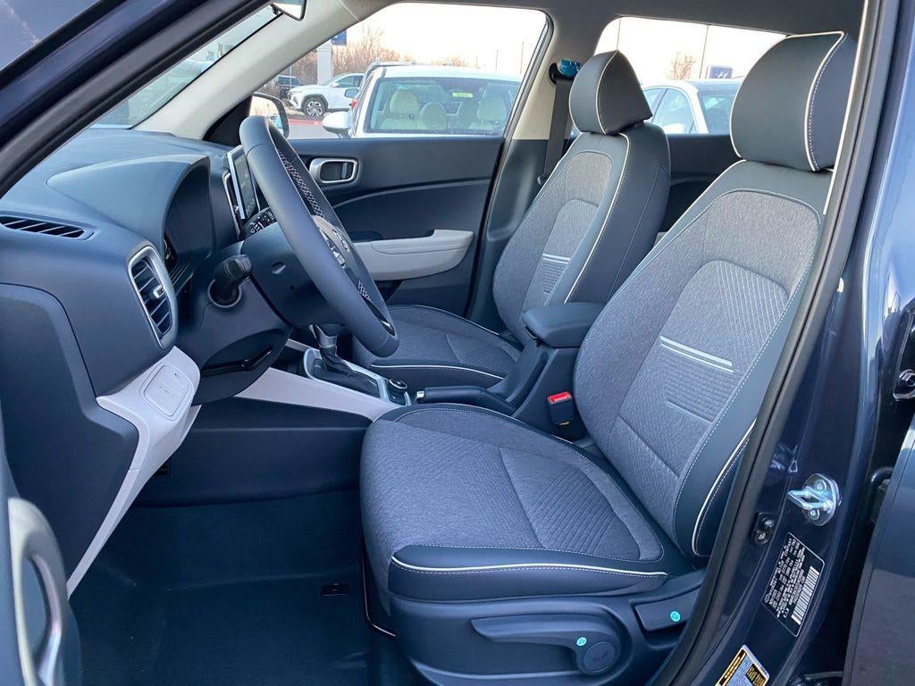 2026 Hyundai VENUE SEL W/Two-Tone Roof