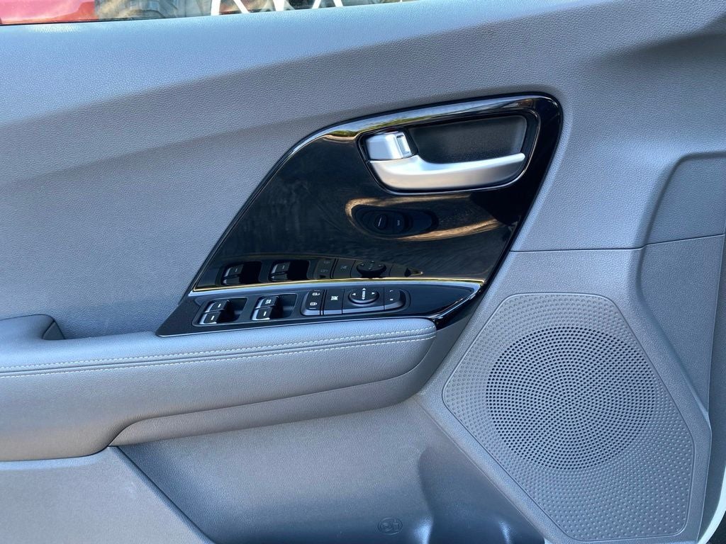 2022 Kia Niro LXS NICE CAR