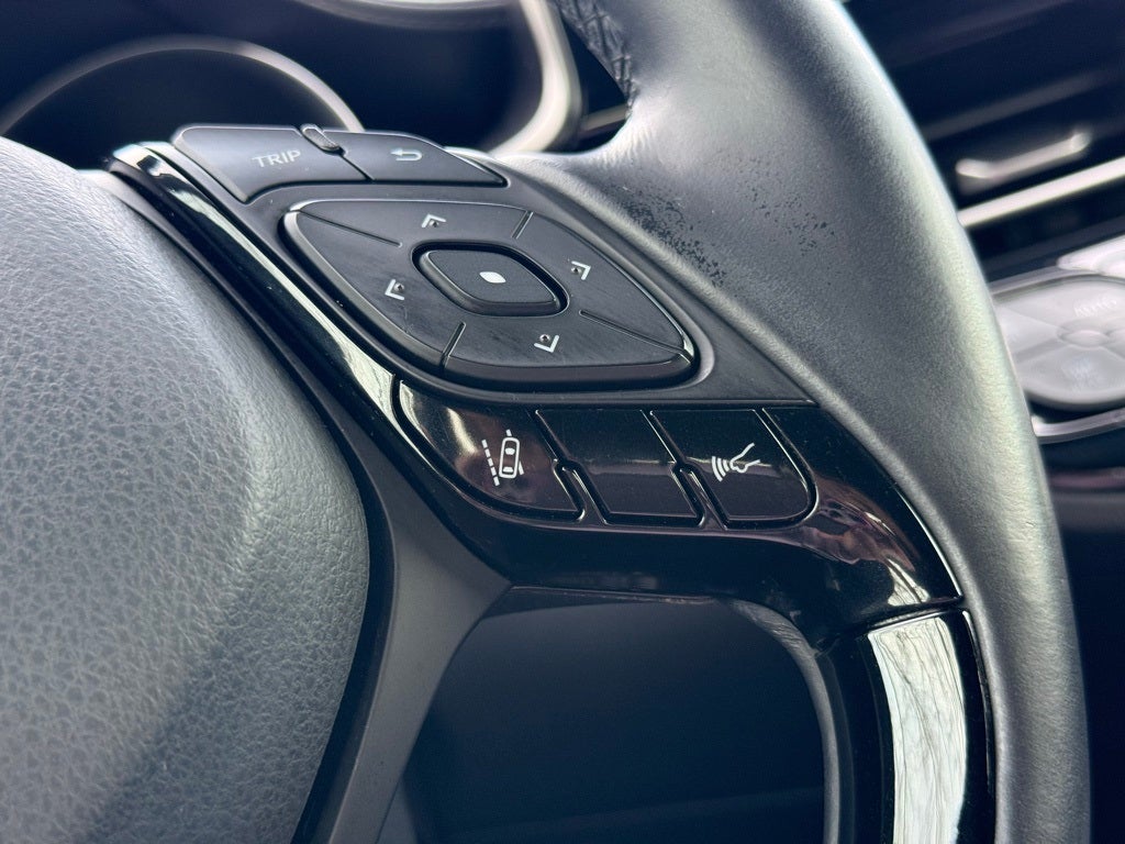 2018 Toyota C-HR XLE CLEAN CLEAN CLEAN