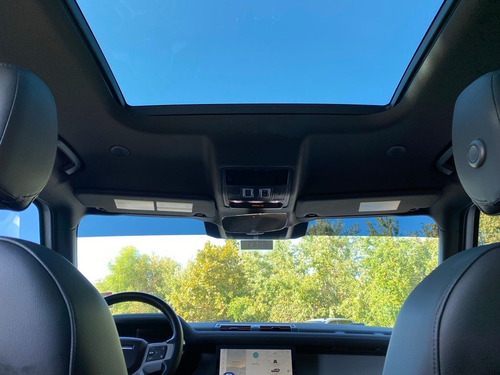 2023 Land Rover Defender 110 X-Dynamic SE