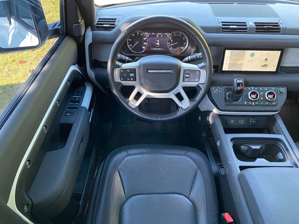 2023 Land Rover Defender 110 X-Dynamic SE