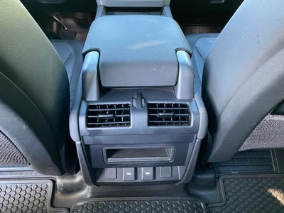 2023 Land Rover Defender 110 X-Dynamic SE