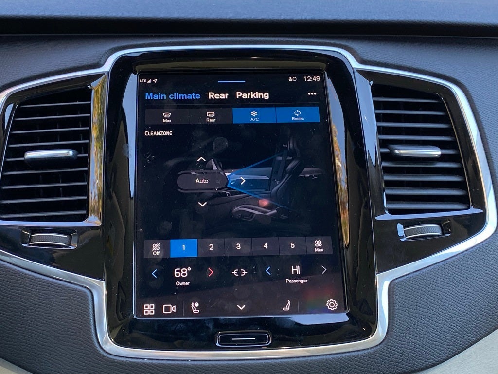 2023 Volvo XC90 Recharge Plug-In Hybrid T8 Plus Bright Theme 7 Passenger