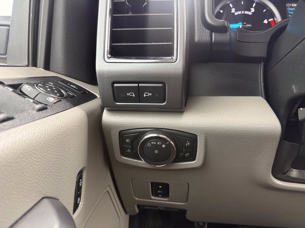2019 Ford F-250SD XLT,LEVELED,TIRES,RIMS XLT VALUE PACKAGE, FX4